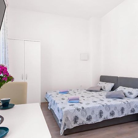 Apartament Mima City Center Balcony Studio 5 - Rijeka Rent Zewnętrze zdjęcie